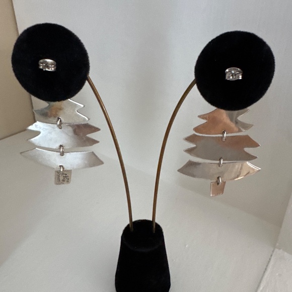 Sterling silver Holiday tree earrings. 925 - Picture 2 of 4